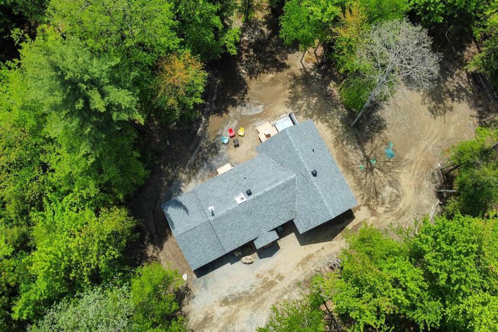 Chalet Deschamps- Spa- Chien Accepte- Nature- Estrie Mansonville Buitenkant foto